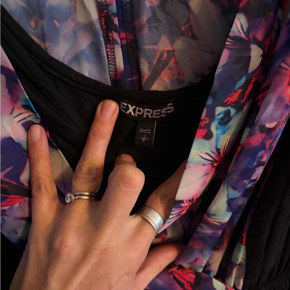 Express Multicolor Floral Dress - Picture 2 of 5